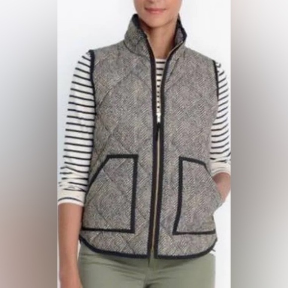 J Crew #02533 Quilted Puffer Vest Gray Herringbone Printed Pattern Womens XSmall - Picture 6 of 7